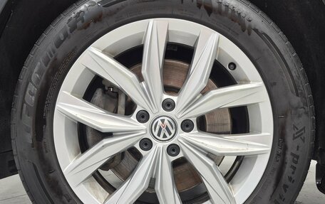 Volkswagen Tiguan II, 2019 год, 3 599 000 рублей, 20 фотография