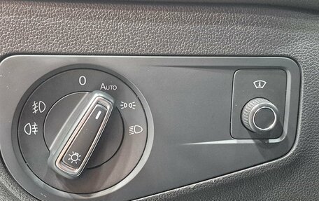 Volkswagen Tiguan II, 2019 год, 3 599 000 рублей, 18 фотография