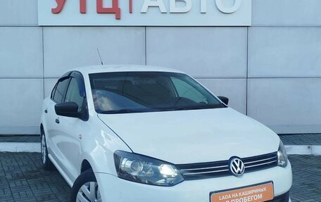 Volkswagen Polo VI (EU Market), 2010 год, 550 000 рублей, 3 фотография