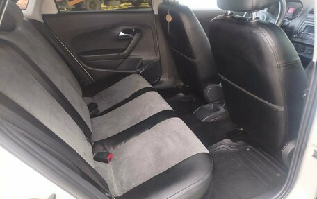 Volkswagen Polo VI (EU Market), 2010 год, 550 000 рублей, 15 фотография