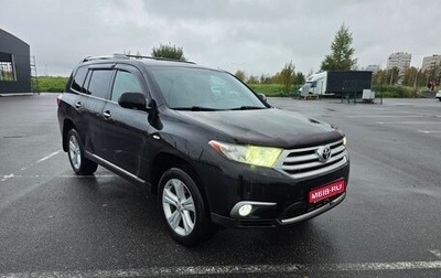 Toyota Highlander III, 2011 год, 1 650 000 рублей, 1 фотография