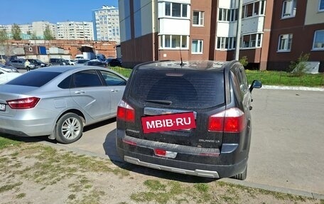 Chevrolet Orlando I, 2012 год, 830 000 рублей, 3 фотография