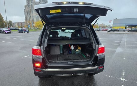 Toyota Highlander III, 2011 год, 1 650 000 рублей, 6 фотография