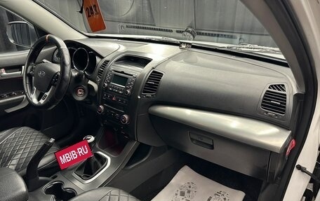 KIA Sorento II рестайлинг, 2011 год, 1 699 000 рублей, 13 фотография