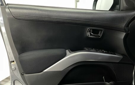 Mitsubishi Outlander III рестайлинг 3, 2012 год, 1 099 000 рублей, 15 фотография