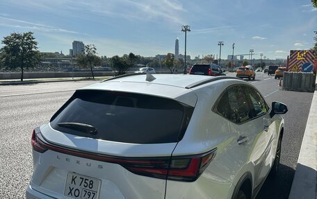 Lexus NX, 2022 год, 6 000 000 рублей, 3 фотография