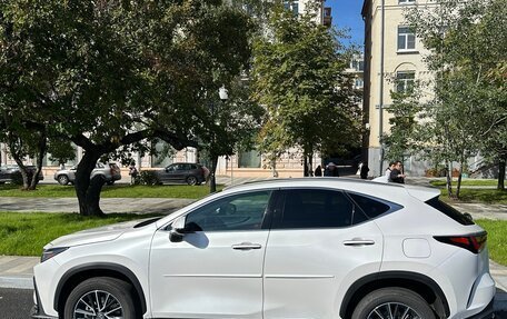 Lexus NX, 2022 год, 6 000 000 рублей, 7 фотография