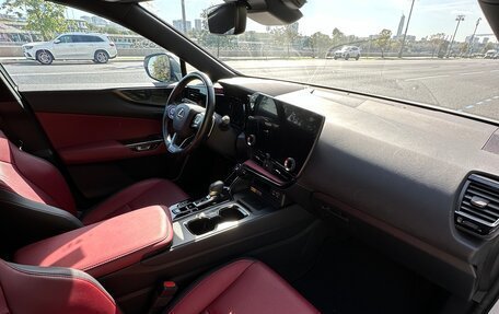 Lexus NX, 2022 год, 6 000 000 рублей, 10 фотография