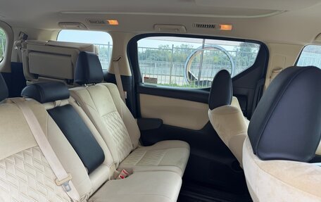 Toyota Vellfire II, 2018 год, 3 950 000 рублей, 5 фотография