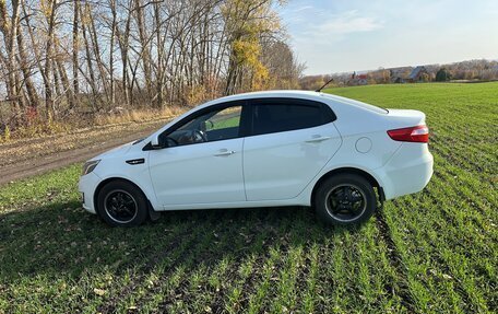 KIA Rio III рестайлинг, 2013 год, 850 000 рублей, 9 фотография