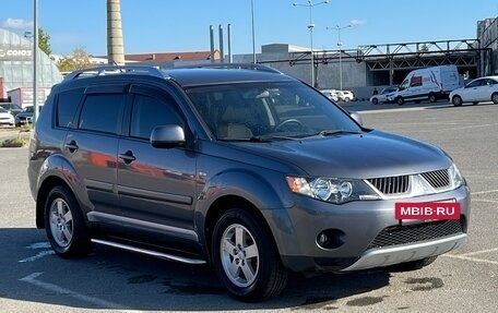 Mitsubishi Outlander III рестайлинг 3, 2008 год, 950 000 рублей, 2 фотография