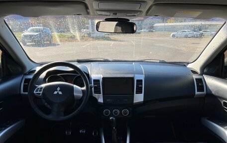 Mitsubishi Outlander III рестайлинг 3, 2008 год, 950 000 рублей, 18 фотография