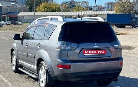 Mitsubishi Outlander III рестайлинг 3, 2008 год, 950 000 рублей, 10 фотография