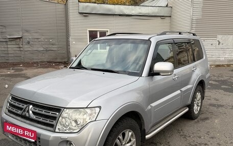 Mitsubishi Pajero IV рестайлинг 2, 2011 год, 2 350 000 рублей, 3 фотография