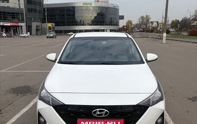 Hyundai Solaris II рестайлинг, 2021 год, 1 600 000 рублей, 1 фотография
