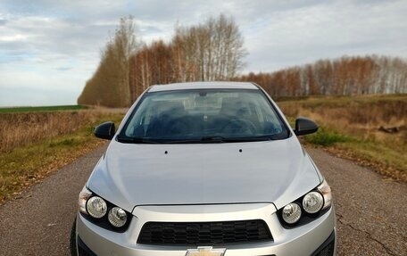 Chevrolet Aveo III, 2013 год, 550 000 рублей, 2 фотография