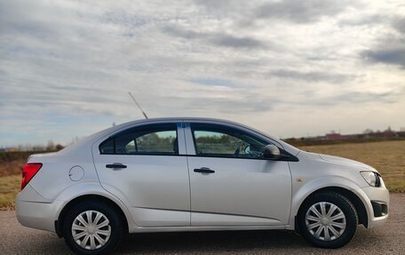 Chevrolet Aveo III, 2013 год, 550 000 рублей, 4 фотография