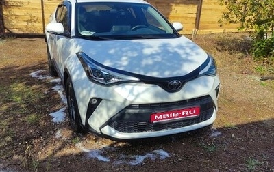 Toyota C-HR I рестайлинг, 2021 год, 2 600 000 рублей, 1 фотография