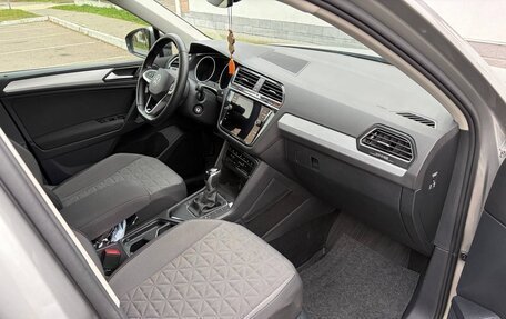 Volkswagen Tiguan II, 2021 год, 3 050 000 рублей, 11 фотография