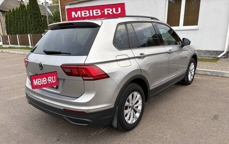 Volkswagen Tiguan II, 2021 год, 3 050 000 рублей, 7 фотография
