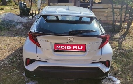 Toyota C-HR I рестайлинг, 2021 год, 2 600 000 рублей, 5 фотография