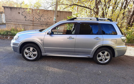 Mitsubishi Outlander III рестайлинг 3, 2006 год, 640 000 рублей, 3 фотография
