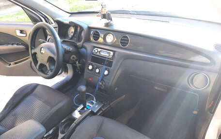 Mitsubishi Outlander III рестайлинг 3, 2006 год, 640 000 рублей, 8 фотография