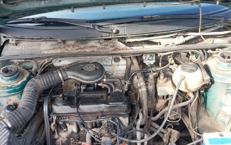 Volkswagen Passat B4, 1995 год, 85 000 рублей, 11 фотография