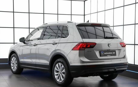 Volkswagen Tiguan II, 2017 год, 2 700 000 рублей, 4 фотография