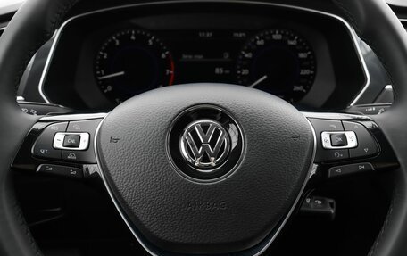 Volkswagen Tiguan II, 2017 год, 2 700 000 рублей, 12 фотография
