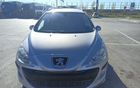 Peugeot 308 II, 2010 год, 490 000 рублей, 2 фотография