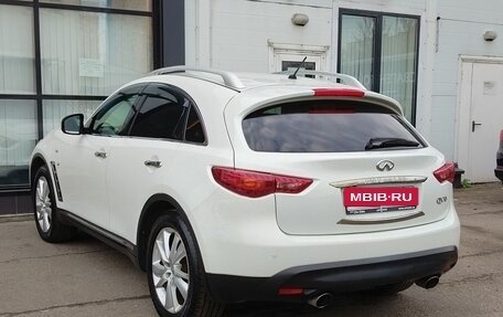 Infiniti QX70, 2014 год, 2 200 000 рублей, 7 фотография