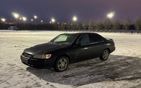 Toyota Camry, 2001 год, 535 000 рублей, 3 фотография