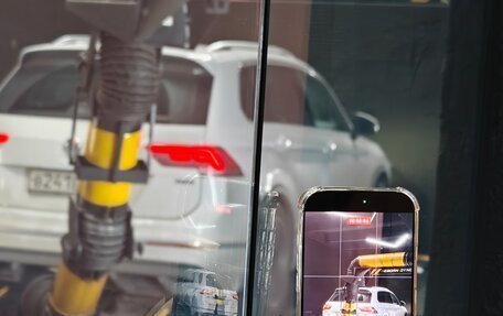 Volkswagen Tiguan II, 2018 год, 5 000 000 рублей, 4 фотография
