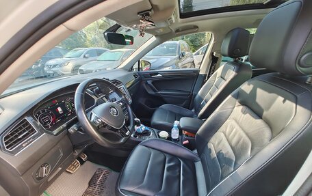 Volkswagen Tiguan II, 2018 год, 5 000 000 рублей, 5 фотография