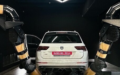 Volkswagen Tiguan II, 2018 год, 5 000 000 рублей, 3 фотография