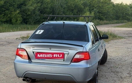 Daewoo Nexia I рестайлинг, 2012 год, 240 000 рублей, 2 фотография
