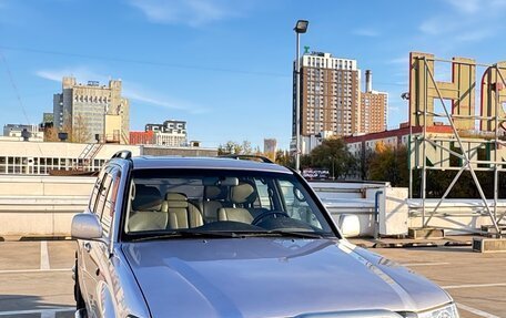 Toyota Land Cruiser 100 рестайлинг 2, 2004 год, 2 500 000 рублей, 2 фотография