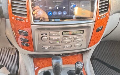 Toyota Land Cruiser 100 рестайлинг 2, 2004 год, 2 500 000 рублей, 11 фотография