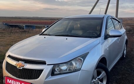 Chevrolet Cruze II, 2012 год, 500 000 рублей, 4 фотография