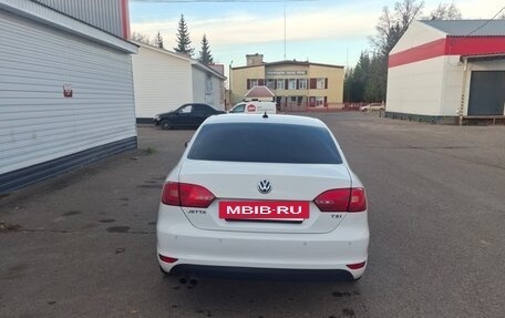 Volkswagen Jetta VII, 2013 год, 1 050 000 рублей, 5 фотография