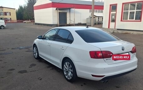 Volkswagen Jetta VII, 2013 год, 1 050 000 рублей, 6 фотография