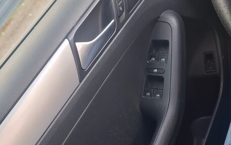 Volkswagen Jetta VII, 2013 год, 1 050 000 рублей, 11 фотография