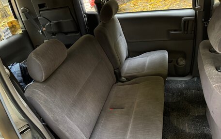 Toyota Noah III, 2001 год, 950 000 рублей, 8 фотография