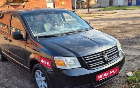 Dodge Caravan V, 2009 год, 950 000 рублей, 2 фотография