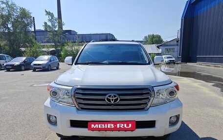 Toyota Land Cruiser 200, 2013 год, 4 000 000 рублей, 7 фотография