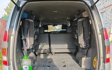 Toyota Noah III, 2002 год, 1 100 000 рублей, 9 фотография