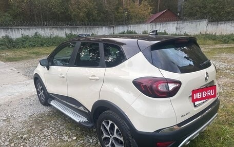 Renault Kaptur I рестайлинг, 2018 год, 1 600 000 рублей, 5 фотография