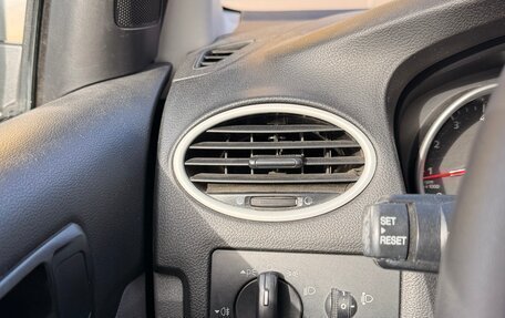 Ford Focus II рестайлинг, 2008 год, 570 000 рублей, 18 фотография