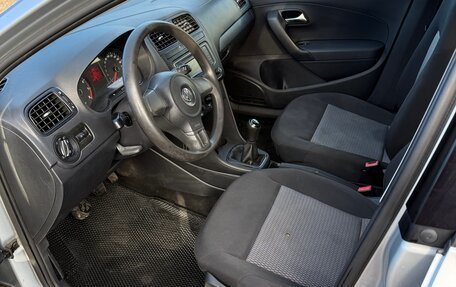 Volkswagen Polo VI (EU Market), 2013 год, 550 000 рублей, 17 фотография